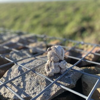 Gedenkbeeldje kindje 