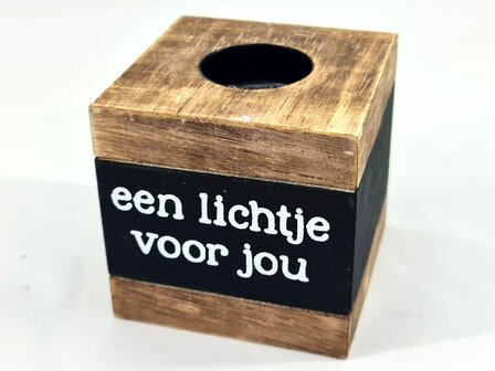 Gedenklichtje van hout met de tekst &ldquo;een lichtje voor jou&rdquo; &ndash; Herdenk Engel