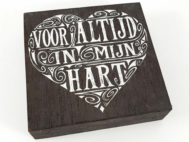 Houten tekstblok met hartvormige tekst Voor altijd in mijn hart &ndash; antique grey