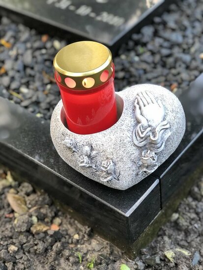 Hart met gedenklicht